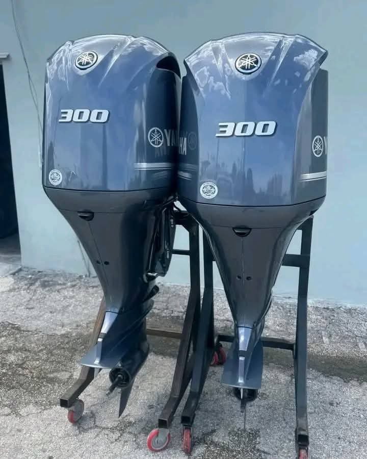Yamaha F300 Outboard Engine - Image 2