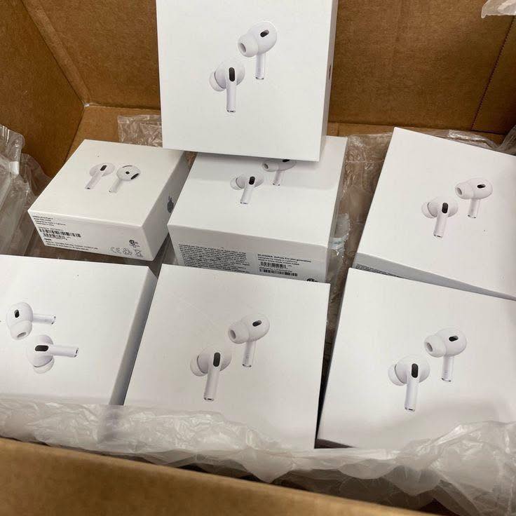 Apple Airpods - Image 4