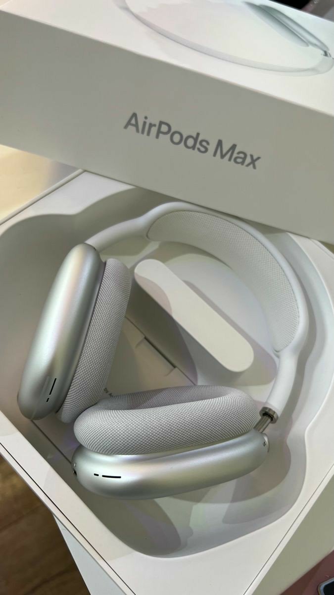 AirPods Pro Max Pallets - Image 2
