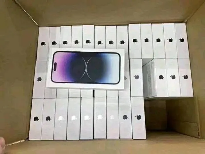 Wholesale iPhone Pallet Liquidation - Image 3
